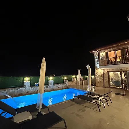 Cassowary Villa