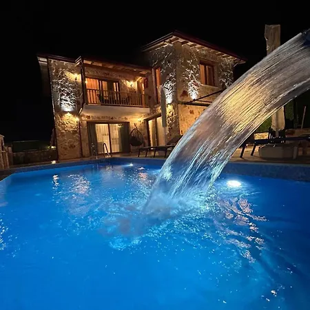 Villa Cassowary Kaş